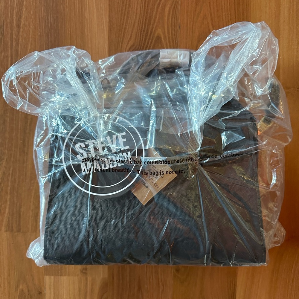 Nwt Steve Madden Black Breese Crossbody bag purse - Picture 2 of 10